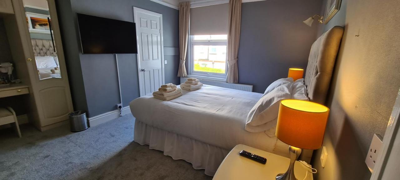 Sunnycroft Private Hotel Llandudno Exterior foto